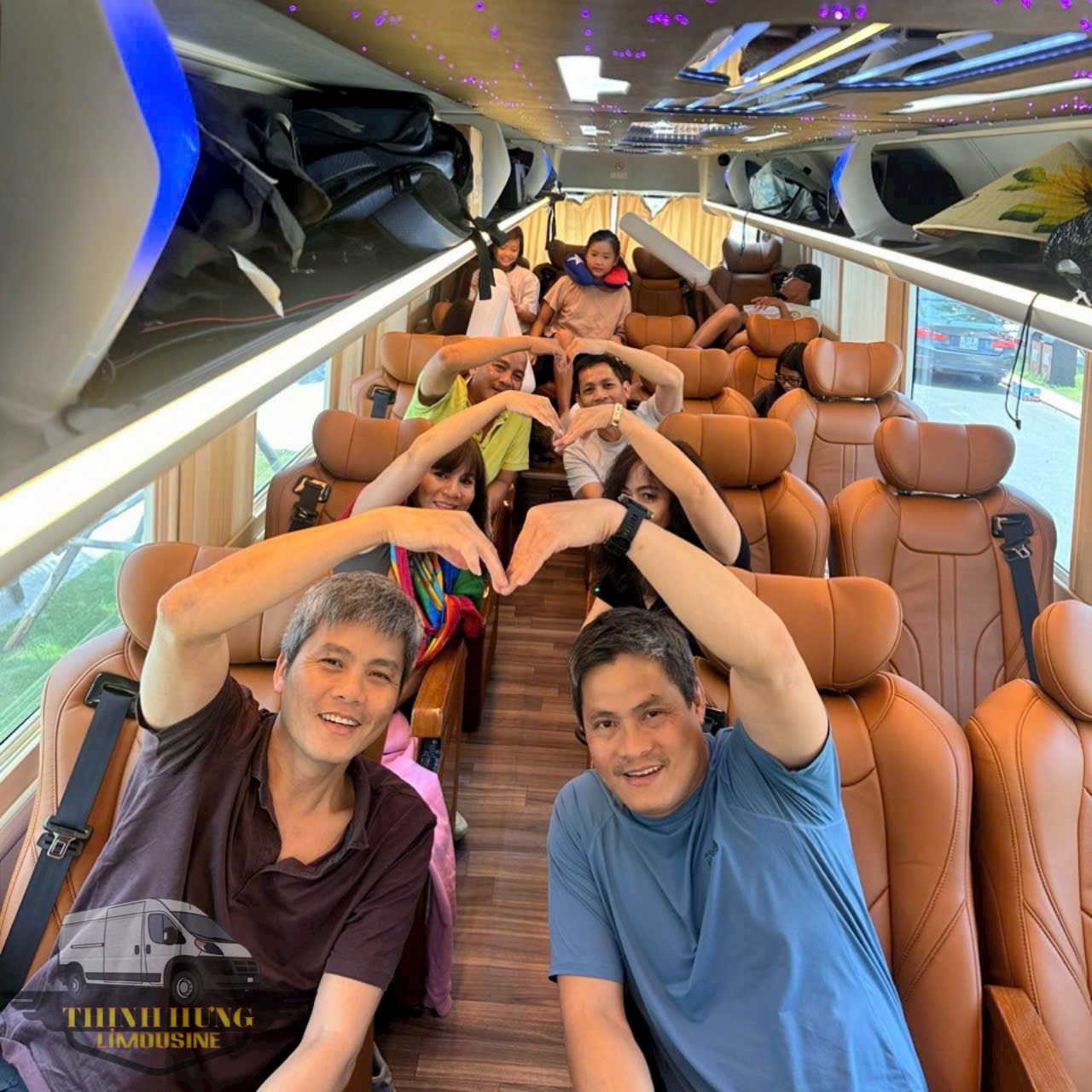 XE LIMOUSINE 20 CHỖ